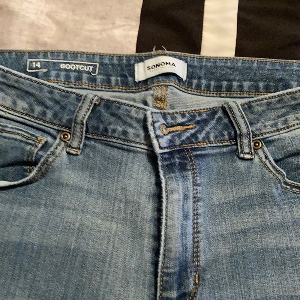 Jeans